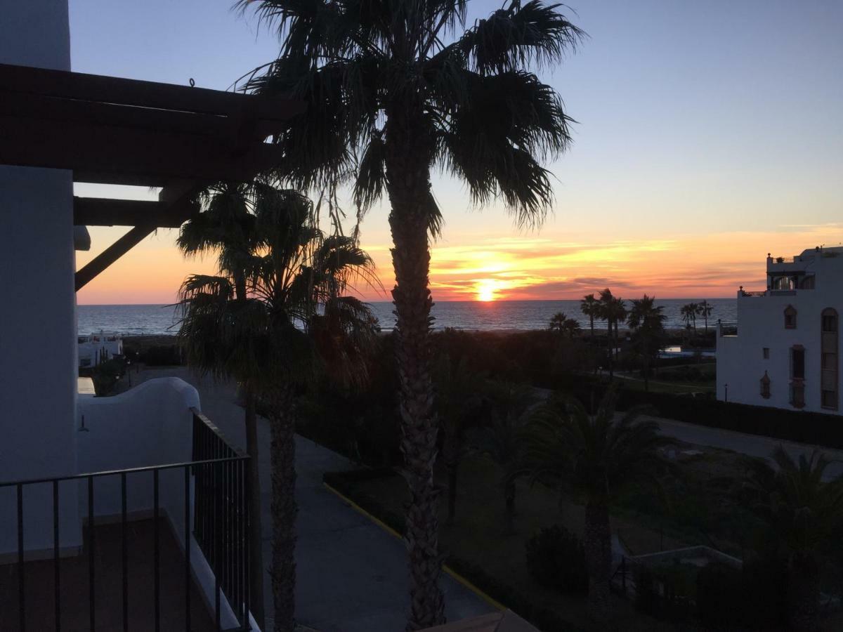 Exclusivo Zahara Urb Bahia De La Plata Διαμέρισμα Zahara de los Atunes Εξωτερικό φωτογραφία